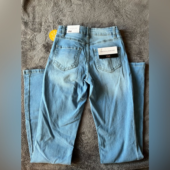 NWT Fashion Nova high rise flare jeans! - Picture 1 of 4
